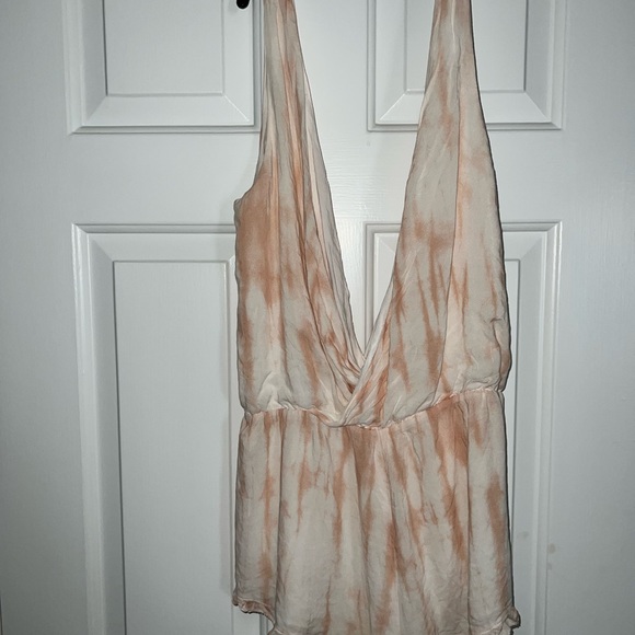 GENTLE FAWN TYE DYE PINK AND WHITE BEAUTIFUL ROMPER - Picture 3 of 5